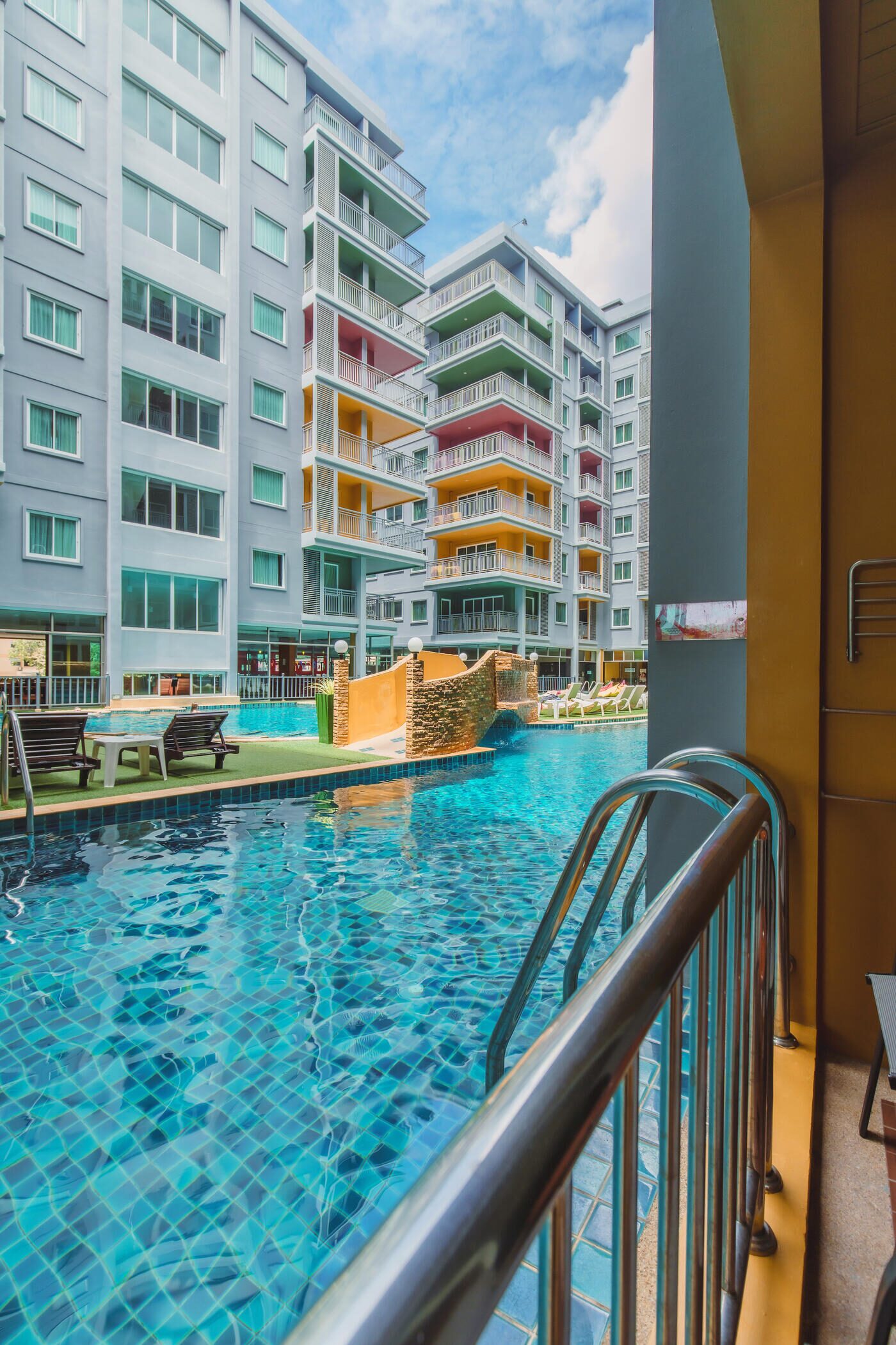 Classic Suite — Direct Pool Access